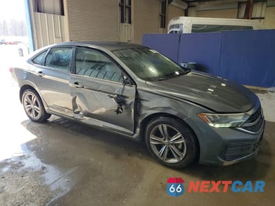 Czwarte zdjęcie samochodu z boku: 2024 VOLKSWAGEN JETTA SE VIN:3VWEM7BU3RM050448 - miniatura