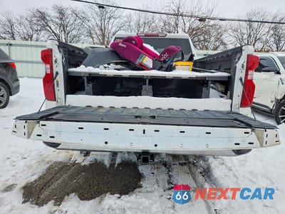 Zdjęcie 6 z 12 samochodu: 2021 CHEVROLET SILVERADO C1500 VIN:1GCRWAEK7MZ371776 - miniatura