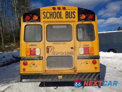 Zdjęcie 6 z 12 samochodu: 2014 CHEVROLET EXPRESS SCHOOL BUS VIN:1GB3G3BG5E1206571 - miniatura