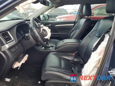 Zdjęcie 7 z 13 samochodu: 2017 TOYOTA HIGHLANDER XLE VIN:5TDJZRFH0HS360535 - miniatura