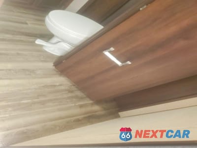 Zdjęcie 9 z 10 samochodu: 2019 JAYCO JAYCO VIN:1UJBJ0BT1K1T20115 - miniatura