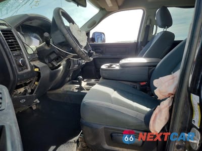 Zdjęcie 7 z 11 samochodu: 2014 RAM 2500 FLATBED TRUCK VIN:3C6UR5HLXEG105772 - miniatura