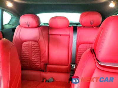 Zdjęcie 10 z 13 samochodu: 2019 MASERATI LEVANTE GTS VIN:ZN661ZUA8KX315622 - miniatura