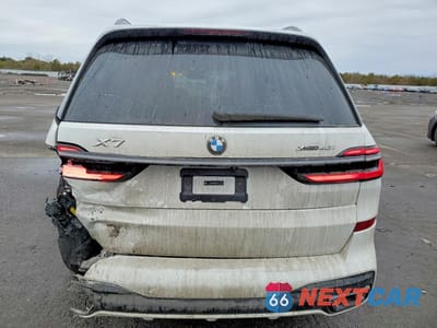 Zdjęcie 6 z 12 samochodu: 2025 BMW X7 XDRIVE40I VIN:5UX23EM03S9W48193 - miniatura