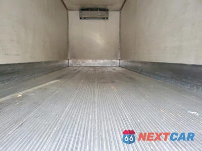 Zdjęcie 10 z 12 samochodu: 2019 INTL MA025 REFRIGERATED DELIVERY VAN VIN:3HAMMMML9KL676160 - miniatura