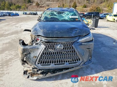 Piąte zdjęcie samochodu w środku: 2025 LEXUS NX VIN:2T2AGCEZ0SC090005 - miniatura