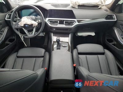 Zdjęcie 8 z 12 samochodu: 2021 BMW 330XI VIN:3MW5R7J09M8C02590 - miniatura