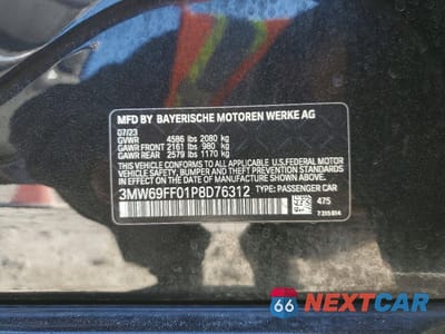 Zdjęcie 12 z 12 samochodu: 2023 BMW Motorrad 330I VIN:3MW69FF01P8D76312 - miniatura