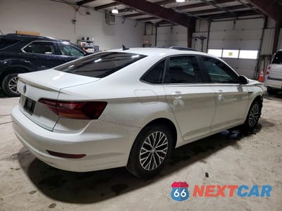 Trzecie zdjęcie samochodu z tyłu: 2019 VOLKSWAGEN JETTA SEL VIN:3VWE57BU8KM012023 - miniatura