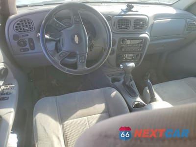 Zdjęcie 8 z 14 samochodu: 2007 CHEVROLET TRAILBLAZER LS VIN:1GNDT13S472223515 - miniatura