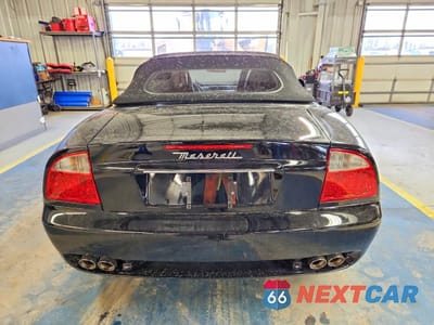 Zdjęcie 6 z 12 samochodu: 2004 MASERATI SPYDER CAMBIOCORSA VIN:ZAMBB18A240011394 - miniatura