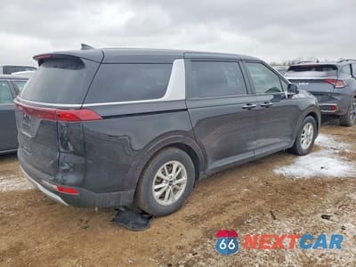 Trzecie zdjęcie samochodu z tyłu: 2024 KIA CARNIVAL LX VIN:KNDNB4H39R6432425 - miniatura