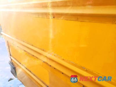 Zdjęcie 9 z 10 samochodu: 2014 CHEVROLET EXPRESS SCHOOL BUS VIN:1GB0G2BA7E1160637 - miniatura