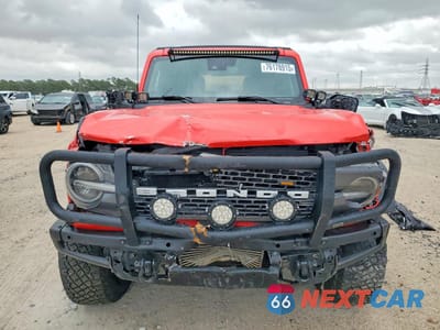 Piąte zdjęcie samochodu w środku: 2023 FORD BRONCO BASE VIN:1FMEE5DH8PLB33825 - miniatura