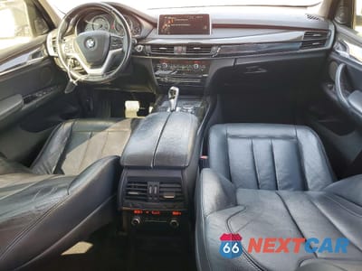 Zdjęcie 8 z 14 samochodu: 2015 BMW X5 XDRIVE35I VIN:5UXKR0C5XF0K71547 - miniatura