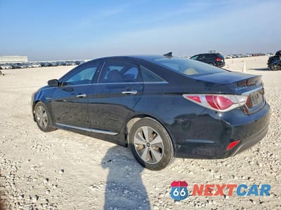 Drugie zdjęcie samochodu z przodu: 2012 HYUNDAI SONATA HYBRID BASE VIN:KMHEC4A43CA040816 - miniatura