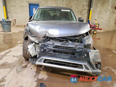 Piąte zdjęcie samochodu w środku: 2019 MITSUBISHI OUTLANDER SE VIN:JA4AZ3A34KZ051563 - miniatura