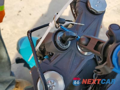 Zdjęcie 8 z 9 samochodu: 2021 KAWASAKI ZX636 K VIN:JKBZXJH14MA009604 - miniatura