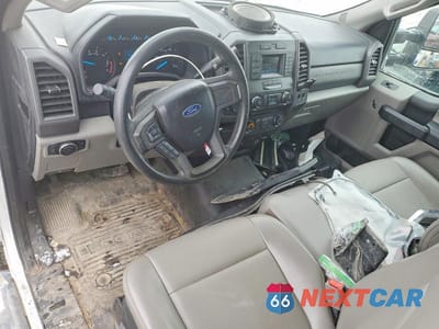 Zdjęcie 8 z 12 samochodu: 2017 FORD F250 SUPER DUTY VIN:1FTBF2B63HEE89884 - miniatura