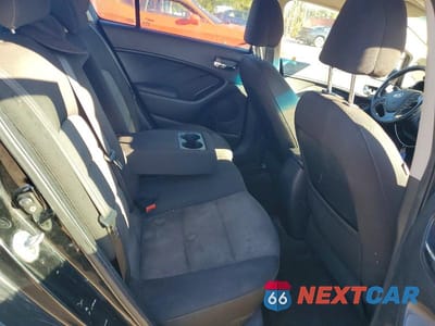 Zdjęcie 10 z 12 samochodu: 2015 KIA FORTE EX VIN:KNAFX4A89F5321366 - miniatura