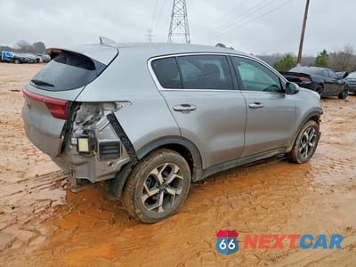 Trzecie zdjęcie samochodu z tyłu: 2021 KIA SPORTAGE VIN:KNDPM3AC2M7902983 - miniatura