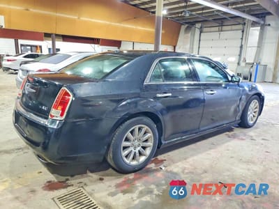 Trzecie zdjęcie samochodu z tyłu: 2012 CHRYSLER 300 LIMITED VIN:2C3CCACG0CH243234 - miniatura