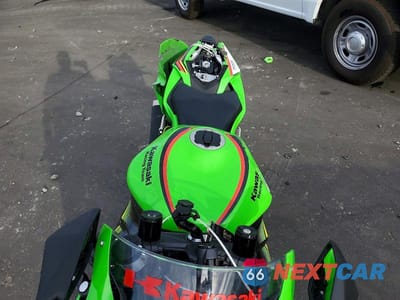 Piąte zdjęcie samochodu w środku: 2025 KAWASAKI ZX636 K VIN:JKBZXJK12SA007310 - miniatura