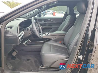 Zdjęcie 7 z 12 samochodu: 2024 CADILLAC LYRIQ LUXURY VIN:1GYKPPRK7RZ120513 - miniatura