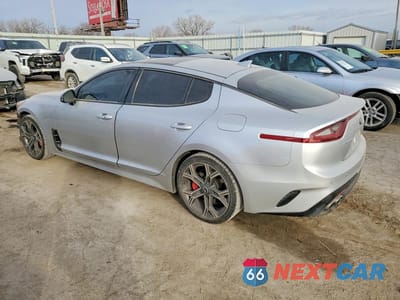 Drugie zdjęcie samochodu z przodu: 2018 KIA STINGER GT2 VIN:KNAE55LC6J6026950 - miniatura