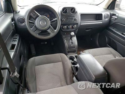 Zdjęcie 8 z 12 samochodu: 2017 JEEP PATRIOT SPORT VIN:1C4NJPBB8HD157693 - miniatura