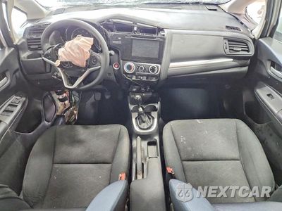 Zdjęcie 8 z 11 samochodu: 2017 HONDA FIT EX VIN:3HGGK5G70HM703357 - miniatura