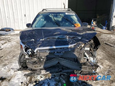 Piąte zdjęcie samochodu w środku: 2020 SUBARU FORESTER PREMIUM VIN:JF2SKAJC7LH536582 - miniatura