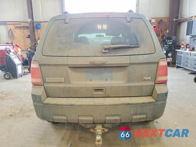 Zdjęcie 6 z 14 samochodu: 2010 FORD ESCAPE XLT VIN:1FMCU0D72AKD22889 - miniatura