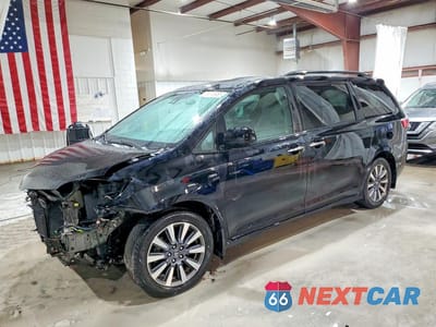 2018 TOYOTA SIENNA XLE PREMIUM 7-PASSENGER 5TDDZ3DC7JS190567 - główne zdjęcie licytacji z USA - miniatura