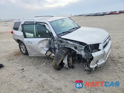Czwarte zdjęcie samochodu z boku: 2012 TOYOTA 4 RUNNER VIN:JTEBU5JR1C5092455 - miniatura