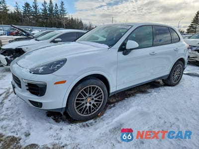 2017 PORSCHE CAYENNE WP1AA2A25HKA90144 - główne zdjęcie licytacji z USA - miniatura