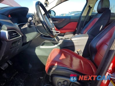 Zdjęcie 7 z 12 samochodu: 2017 JAGUAR F-PACE R - SPORT VIN:SADCL2BVXHA093306 - miniatura