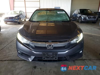 Piąte zdjęcie samochodu w środku: 2018 HONDA CIVIC EX VIN:19XFC2F7XJE002865 - miniatura