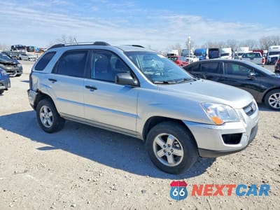 Czwarte zdjęcie samochodu z boku: 2010 KIA SPORTAGE LX VIN:KNDKGCA39A7702244 - miniatura