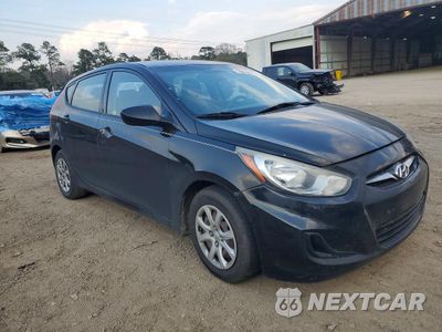 Czwarte zdjęcie samochodu z boku: 2013 HYUNDAI ACCENT GLS VIN:KMHCT5AE4DU108093 - miniatura