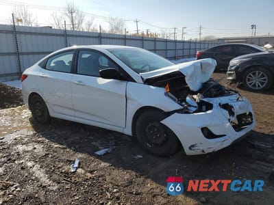 Czwarte zdjęcie samochodu z boku: 2015 HYUNDAI ACCENT GLS VIN:KMHCT4AE8FU926892 - miniatura
