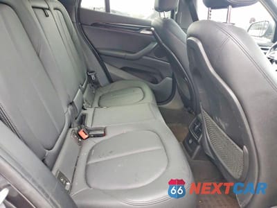 Zdjęcie 11 z 13 samochodu: 2016 BMW X1 VIN:WBXHT3C35G5F63940 - miniatura
