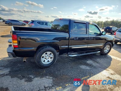 Trzecie zdjęcie samochodu z tyłu: 2005 GMC NEW SIERRA C1500 VIN:2GTEC13T251104803 - miniatura