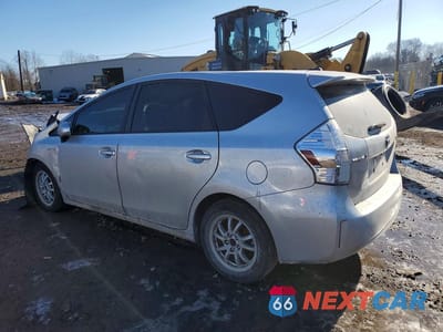 Drugie zdjęcie samochodu z przodu: 2013 TOYOTA PRIUS V VIN:JTDZN3EU5D3262946 - miniatura