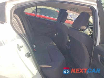 Zdjęcie 10 z 12 samochodu: 2023 TOYOTA COROLLA LE VIN:5YFB4MDE6PP031148 - miniatura