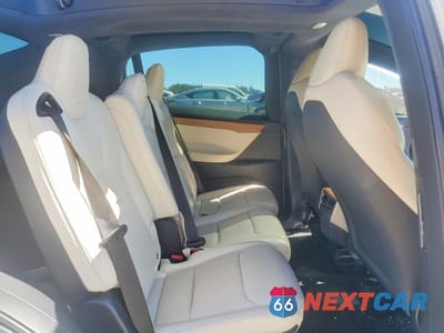 Zdjęcie 11 z 13 samochodu: 2021 TESLA MODEL X VIN:5YJXCAE23MF322872 - miniatura
