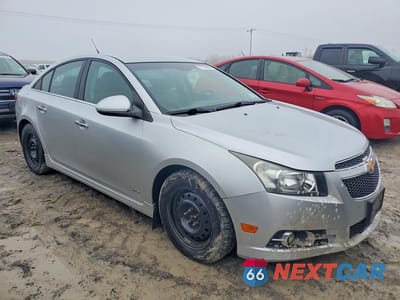 Czwarte zdjęcie samochodu z boku: 2011 CHEVROLET CRUZE LTZ VIN:1G1PH5S98B7309136 - miniatura