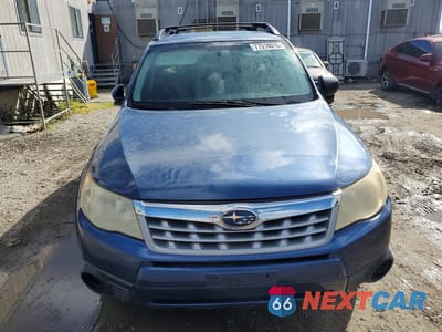 Piąte zdjęcie samochodu w środku: 2011 SUBARU FORESTER 2.5X PREMIUM VIN:JF2SHADC5BH733579 - miniatura