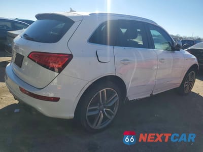 Trzecie zdjęcie samochodu z tyłu: 2014 AUDI SQ5 PREMIUM PLUS VIN:WA1CGAFP4EA030701 - miniatura