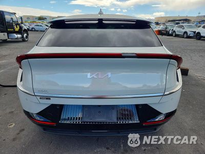 Zdjęcie 6 z 12 samochodu: 2024 KIA EV6 VIN:KNDC34LA3R5622012 - miniatura
